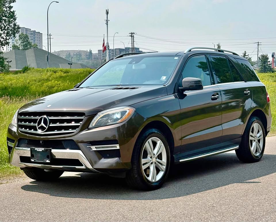 2014 Mercedes-Benz ML350 photo 2
